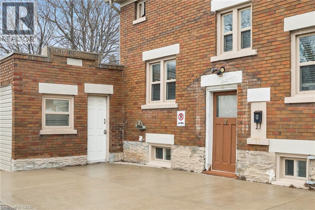 22 Dellroy Avenue, Kitchener, ON - Outdoor With Exterior