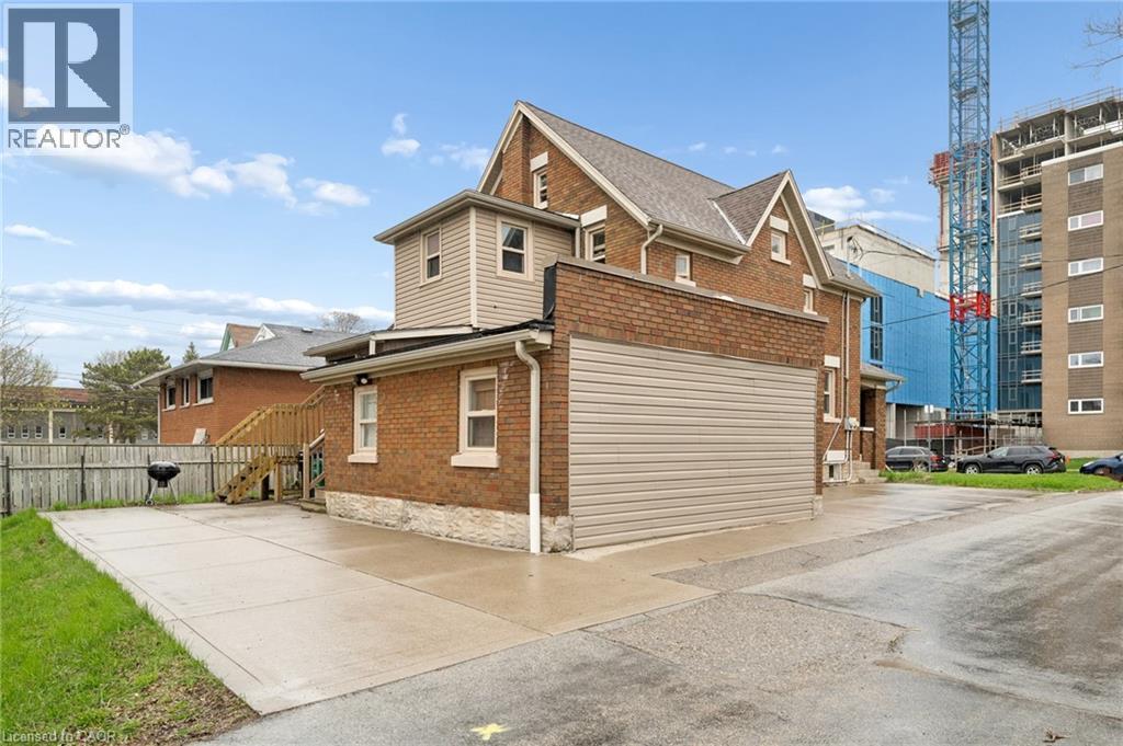 22 Dellroy Avenue, Kitchener, ON - Outdoor