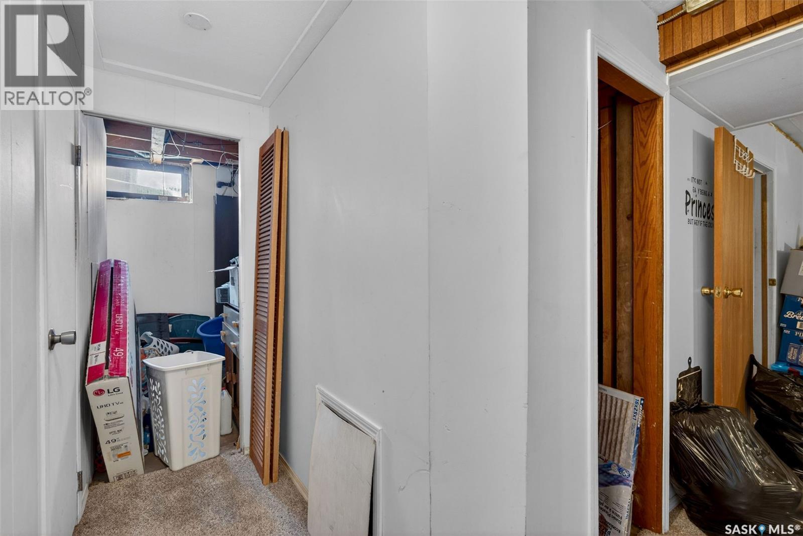 69 Mcgee Crescent, Saskatoon, SK - Indoor Photo Showing Other Room