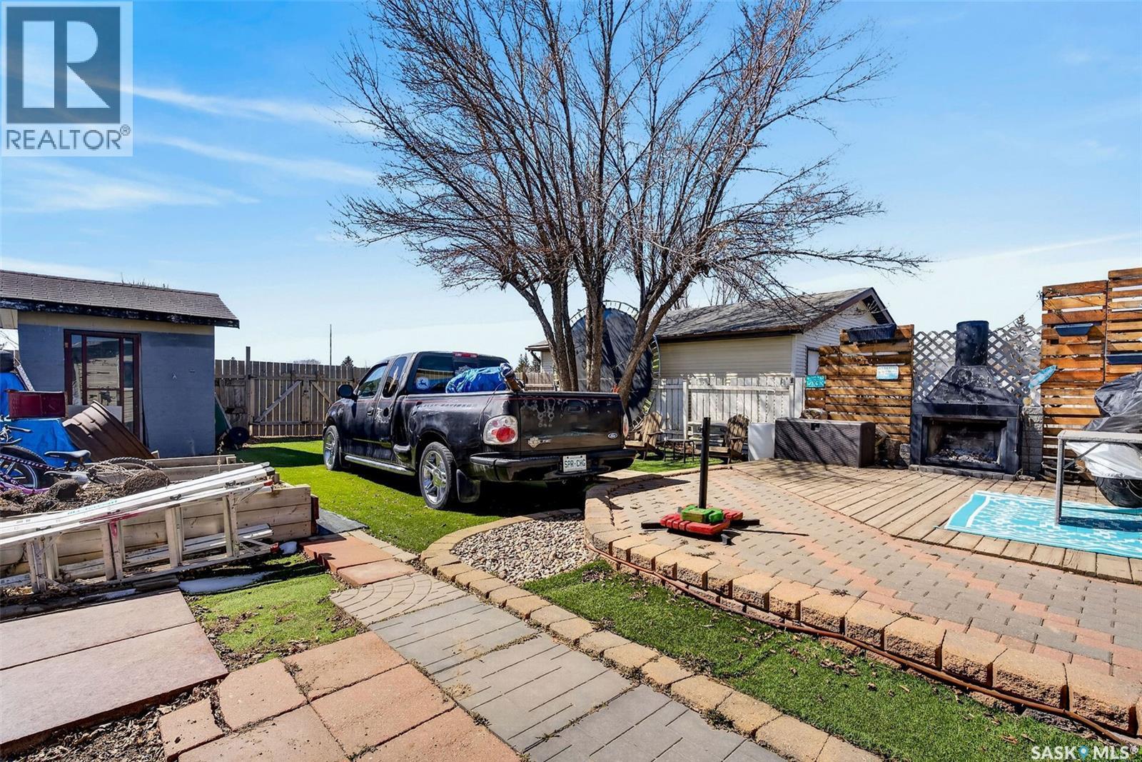 69 Mcgee Crescent, Saskatoon, SK - Outdoor With Deck Patio Veranda