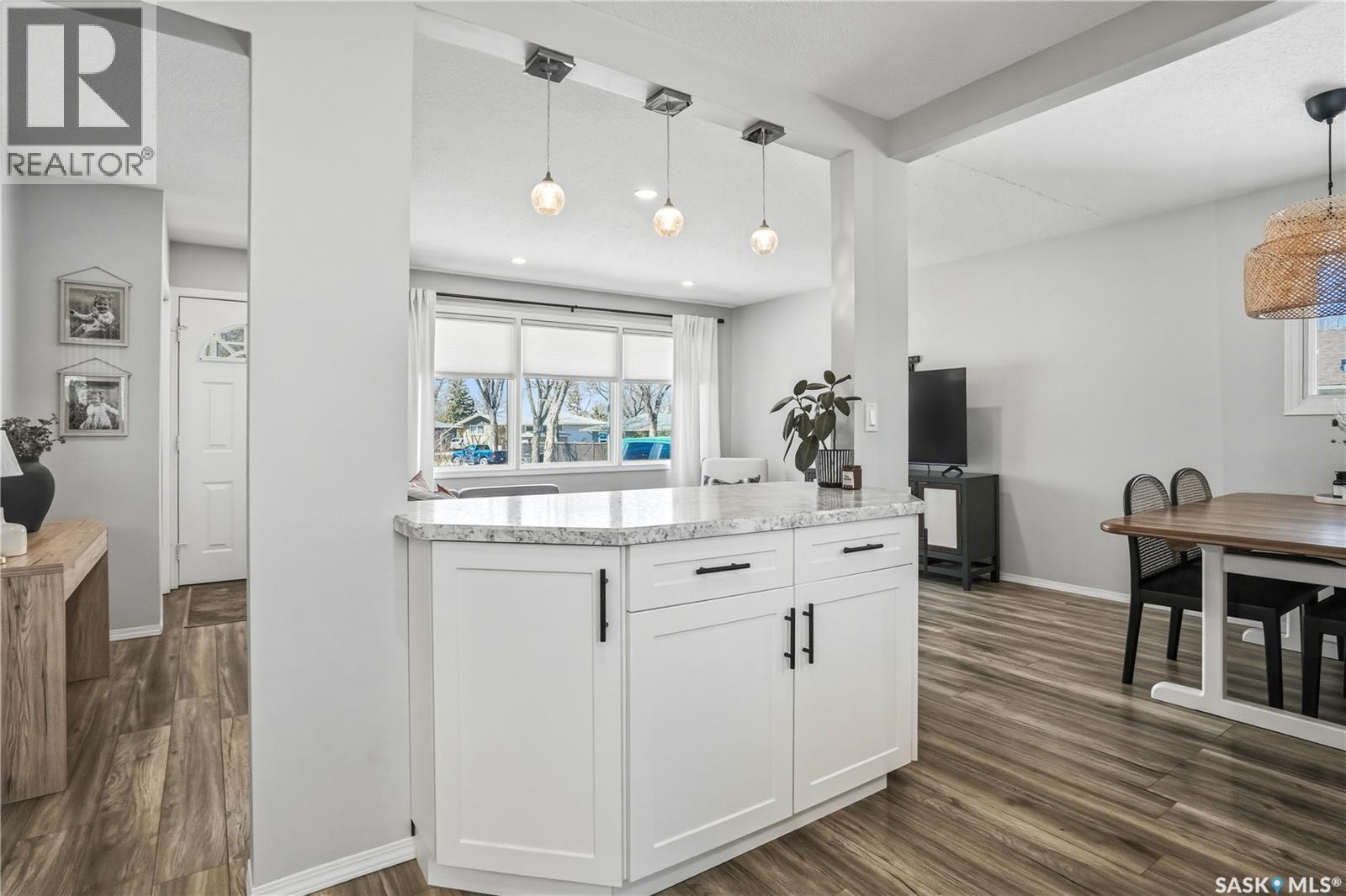 709 Inver Crescent E, Regina, SK - Indoor