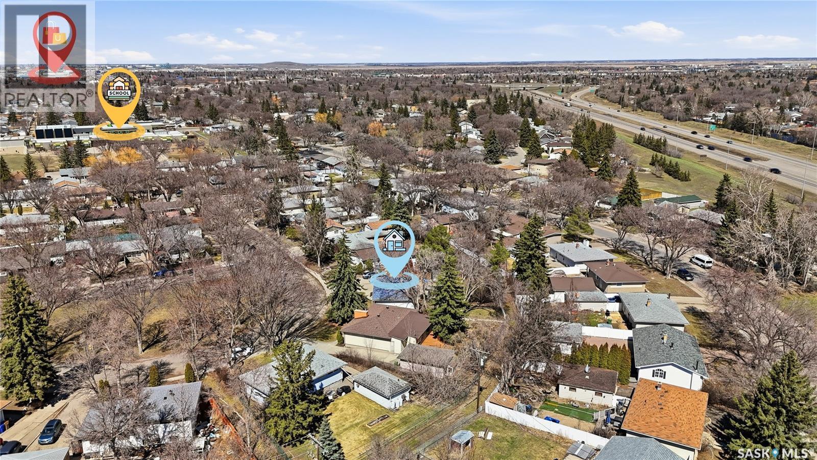 709 Inver Crescent E, Regina, SK - Outdoor With View