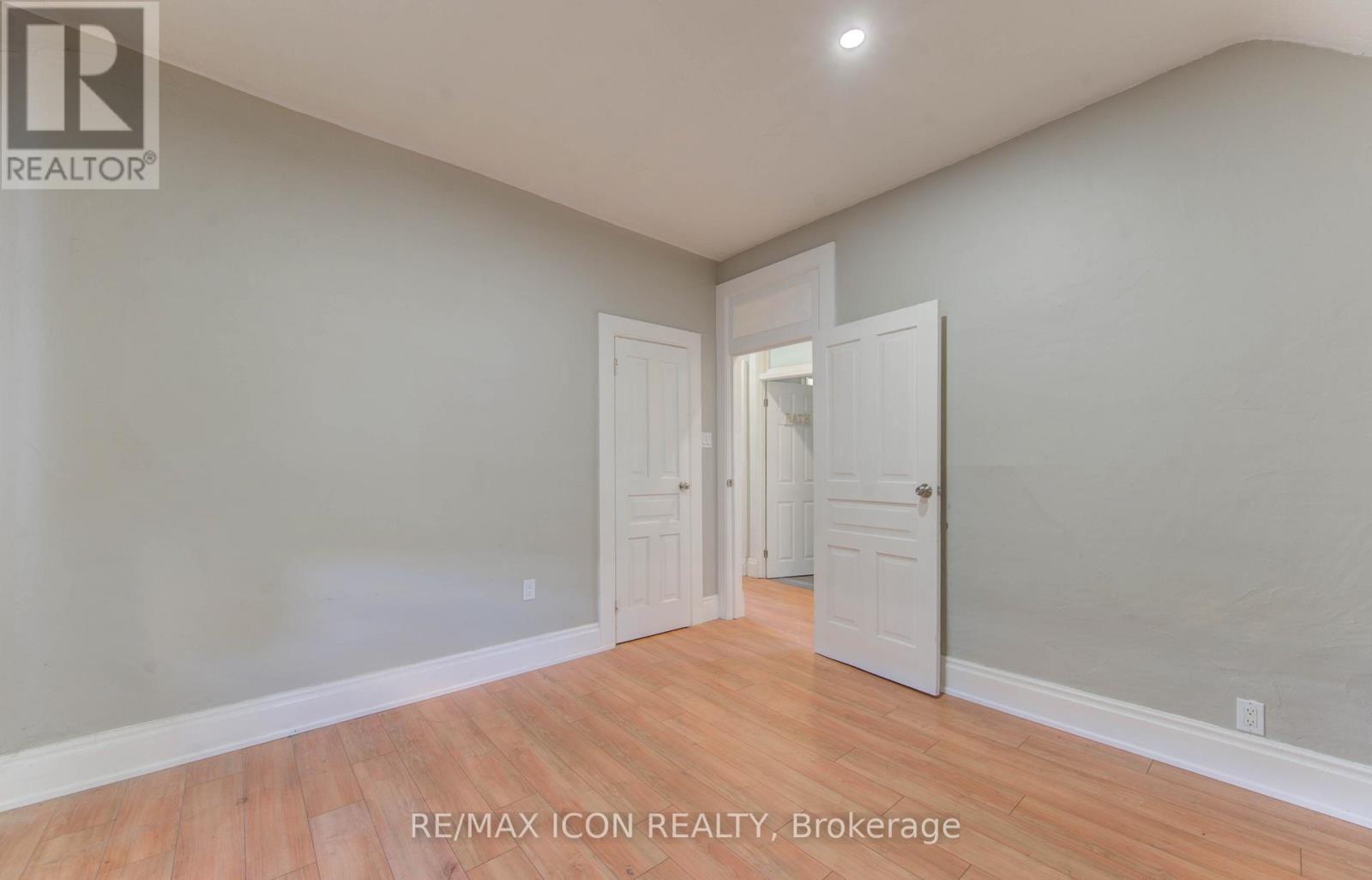138 Courtland Avenue E, Kitchener, ON - Indoor Photo Showing Other Room