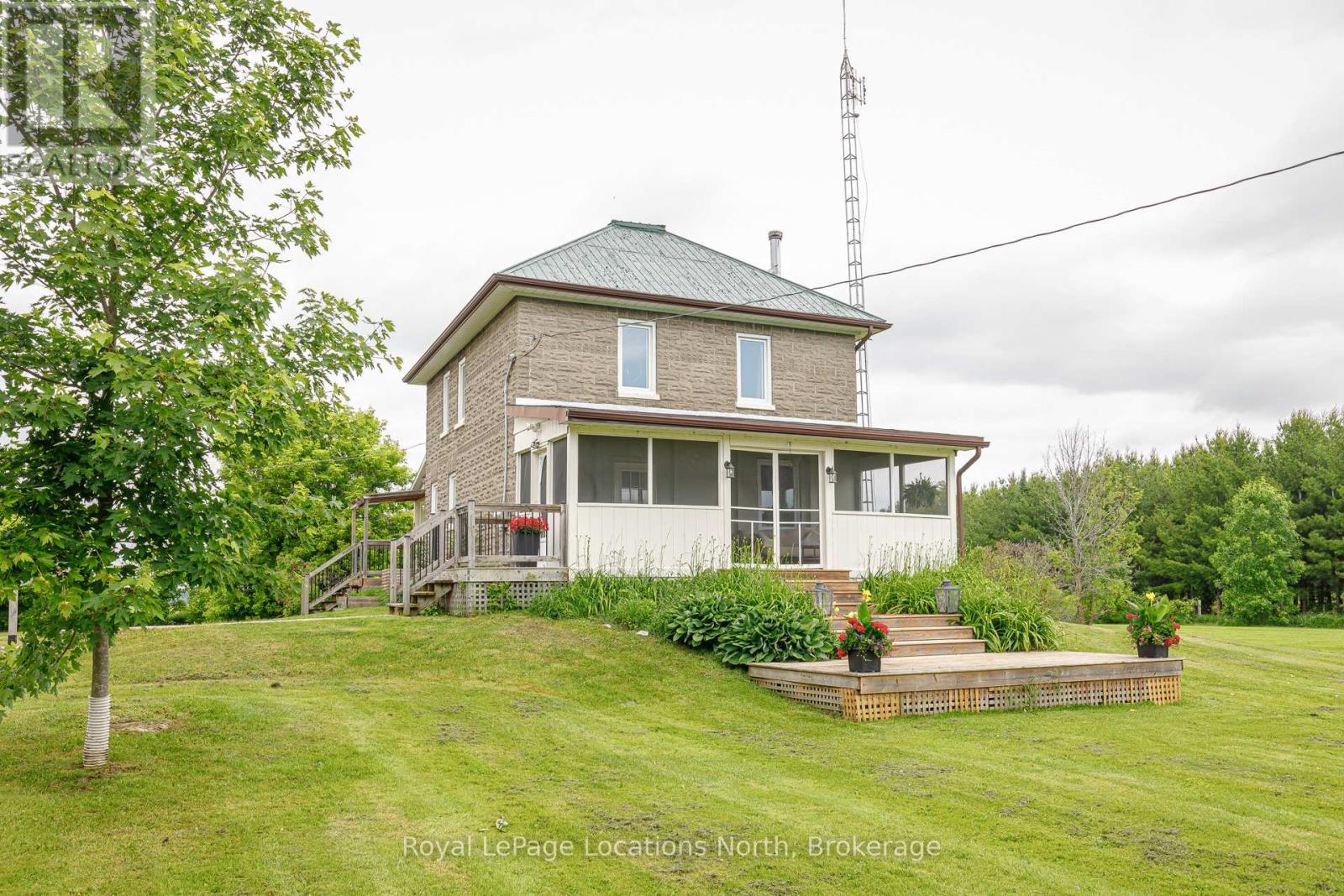5576 Concession Rd 6, Clearview, ON - Outdoor With Deck Patio Veranda