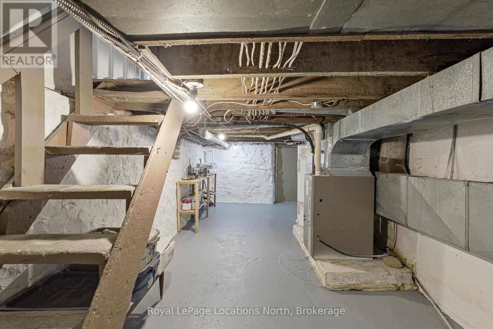 5576 Concession Rd 6, Clearview, ON - Indoor Photo Showing Basement