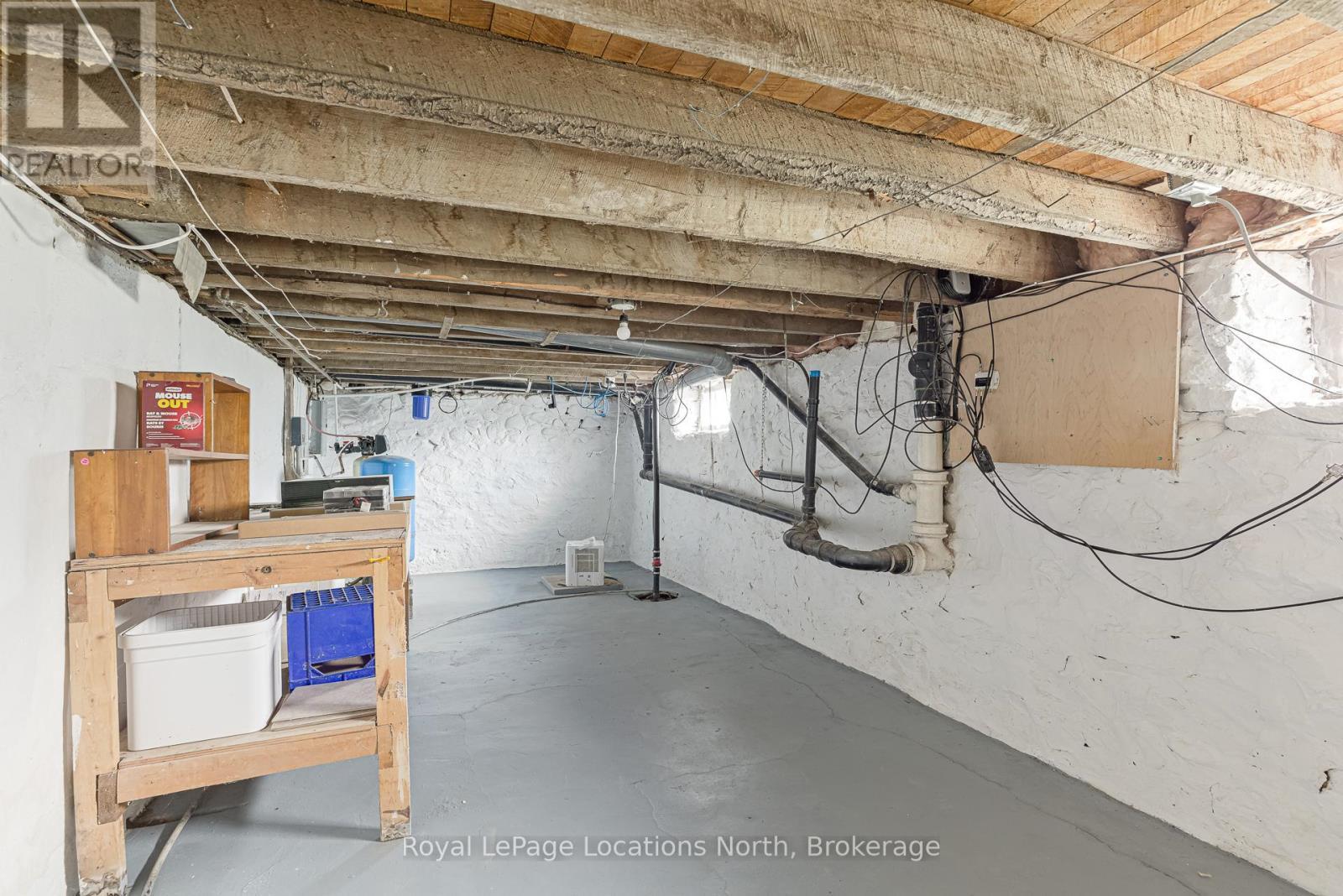 5576 Concession Rd 6, Clearview, ON - Indoor Photo Showing Basement