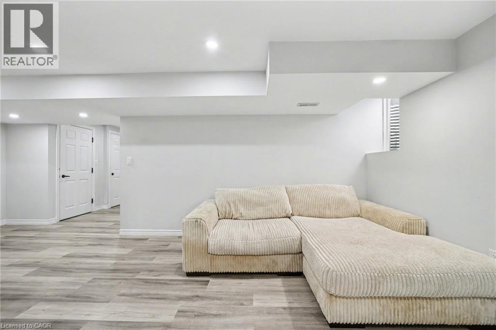 24 Derby Drive, Caledonia, ON - Indoor