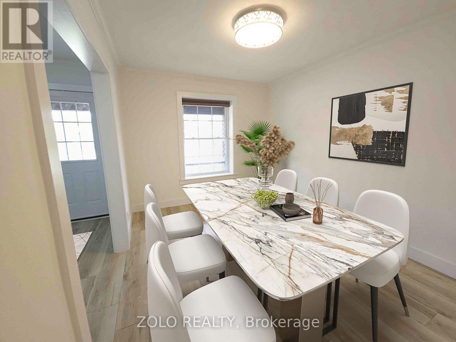 1504 King Street E, Hamilton, ON - Indoor Photo Showing Dining Room