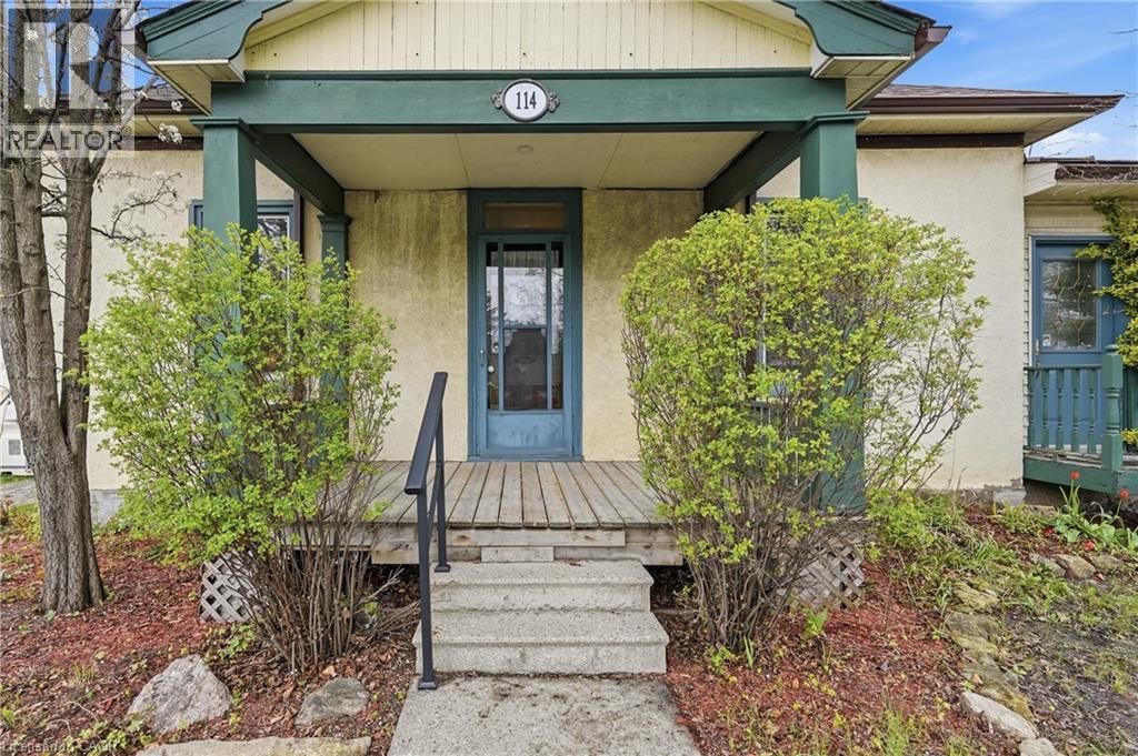 114 Grand Avenue S, Cambridge, ON - Outdoor