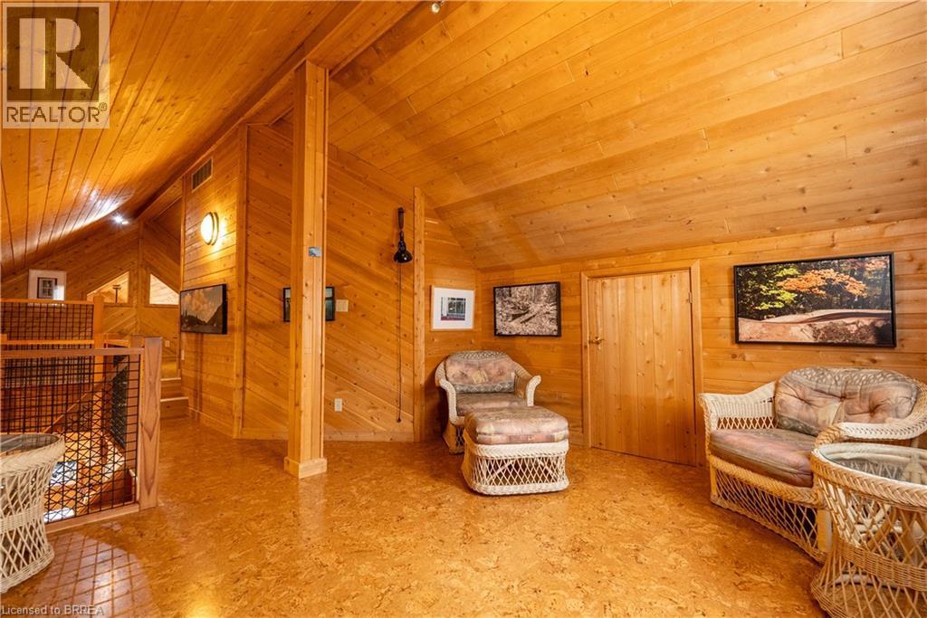 344 Perry Avenue, Killarney, ON - Indoor