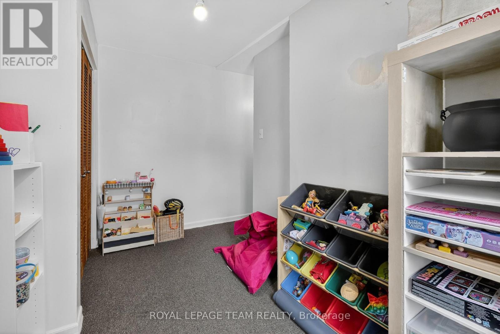 8 Lewis Street, Ottawa, ON - Indoor