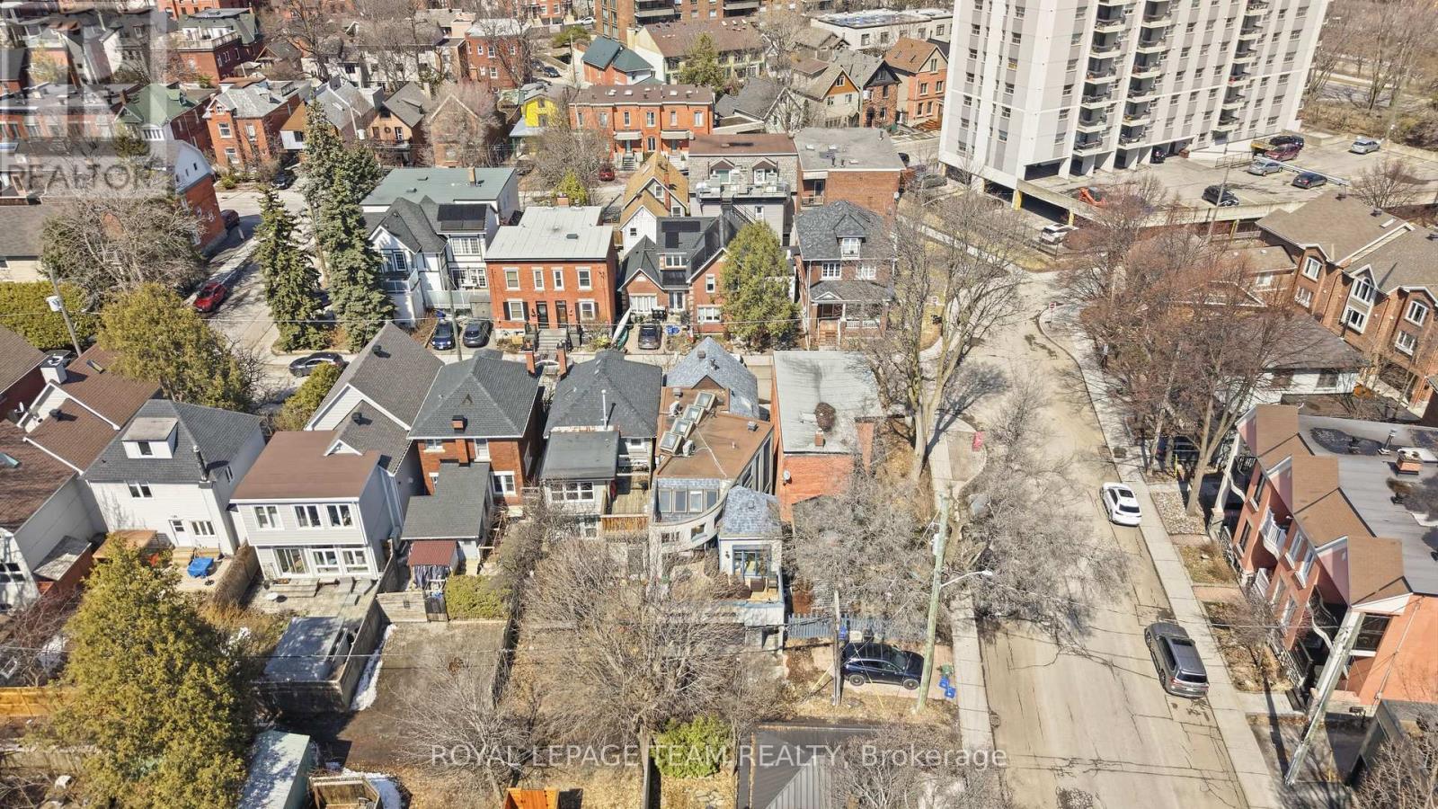 10 Lewis Street, Ottawa, ON - Outdoor