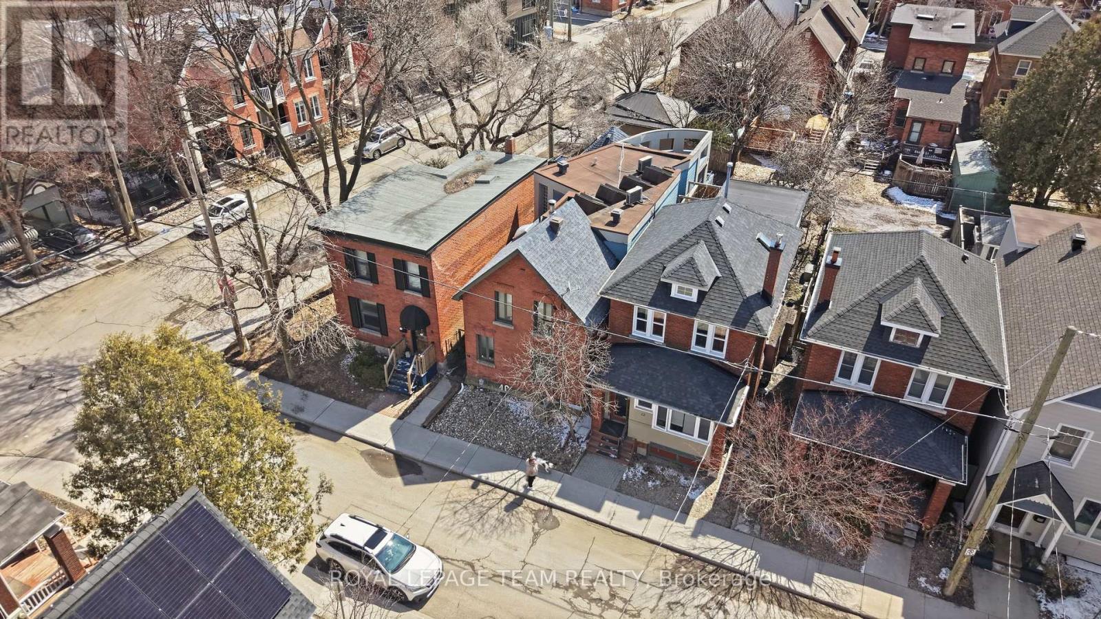 10 Lewis Street, Ottawa, ON - Outdoor