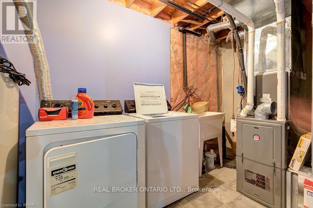 555 Mariner Drive, Waterloo, ON - Indoor Photo Showing Other Room