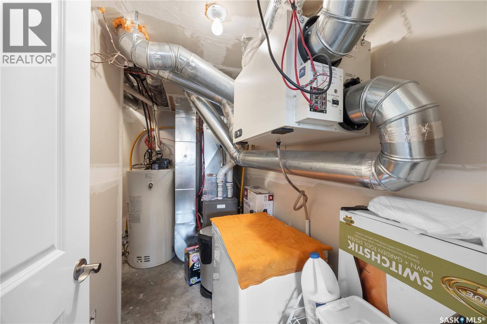350 Marlatte Street, Saskatoon, SK - Indoor Photo Showing Basement