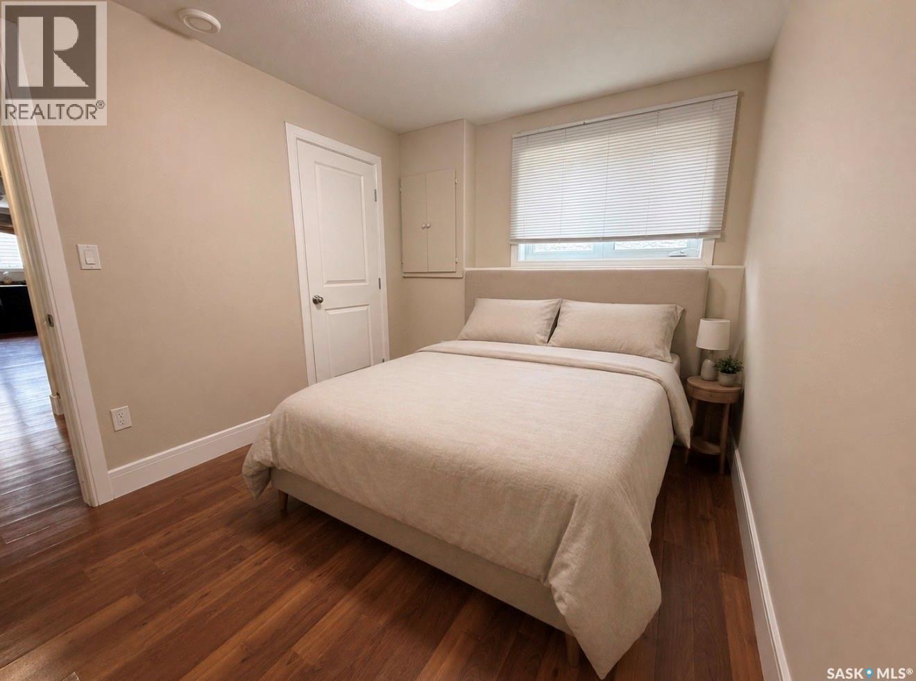 350 Marlatte Street, Saskatoon, SK - Indoor Photo Showing Bedroom