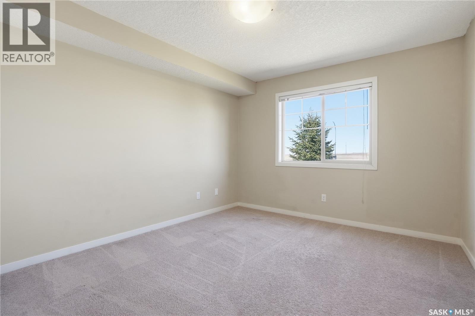 106 5521 Blake Crescent, Regina, SK - Indoor Photo Showing Other Room