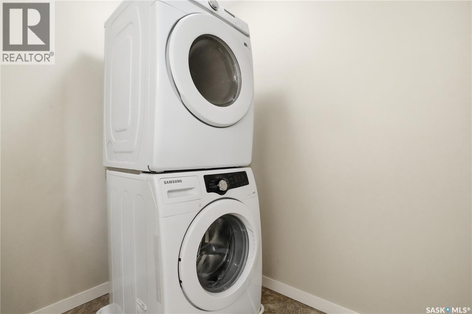 106 5521 Blake Crescent, Regina, SK - Indoor Photo Showing Laundry Room