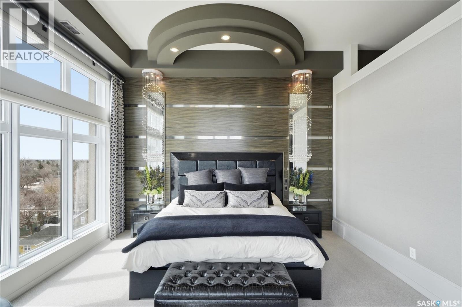 702 922 Broadway Avenue, Saskatoon, SK - Indoor Photo Showing Bedroom