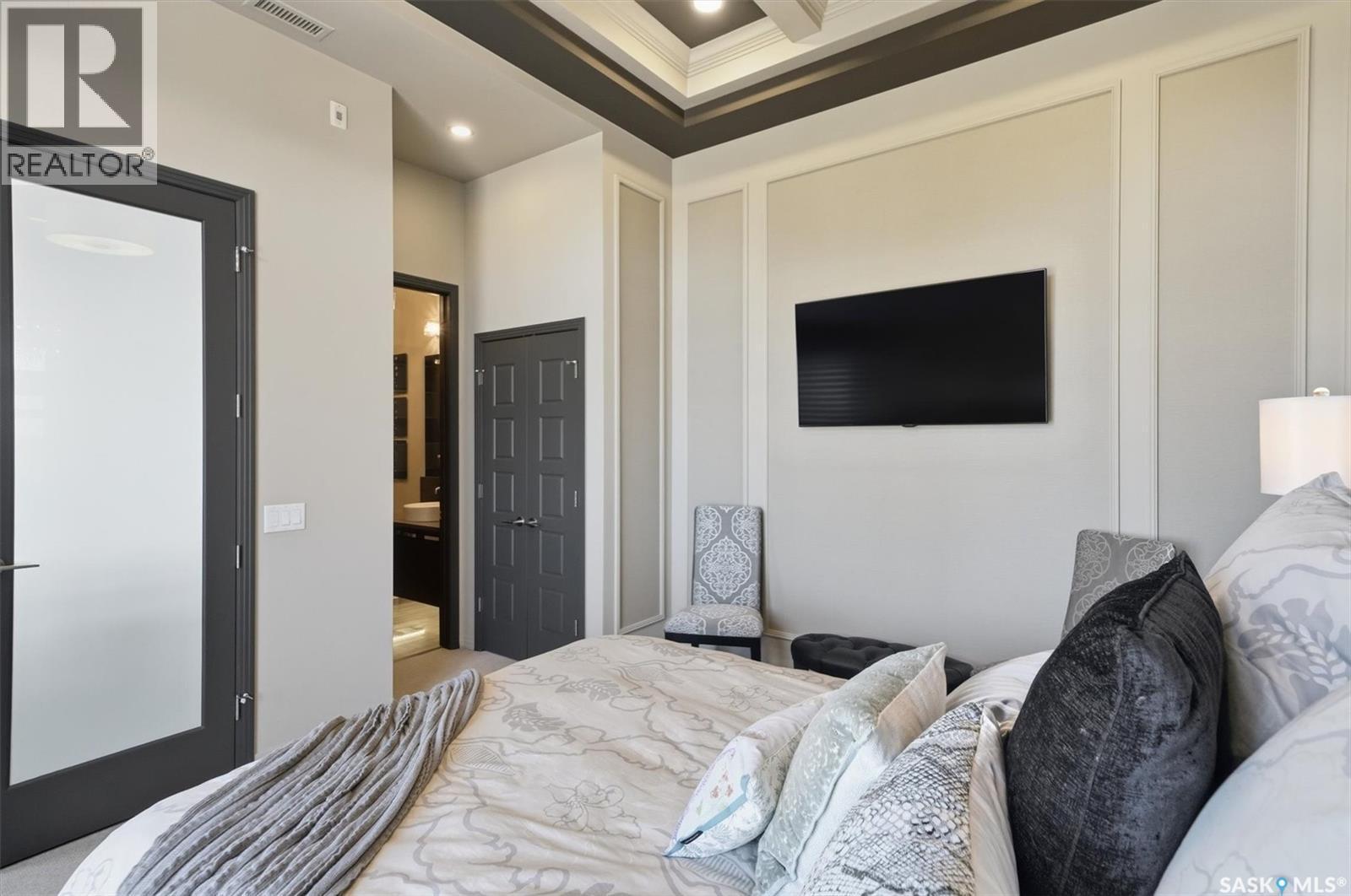 702 922 Broadway Avenue, Saskatoon, SK - Indoor Photo Showing Bedroom