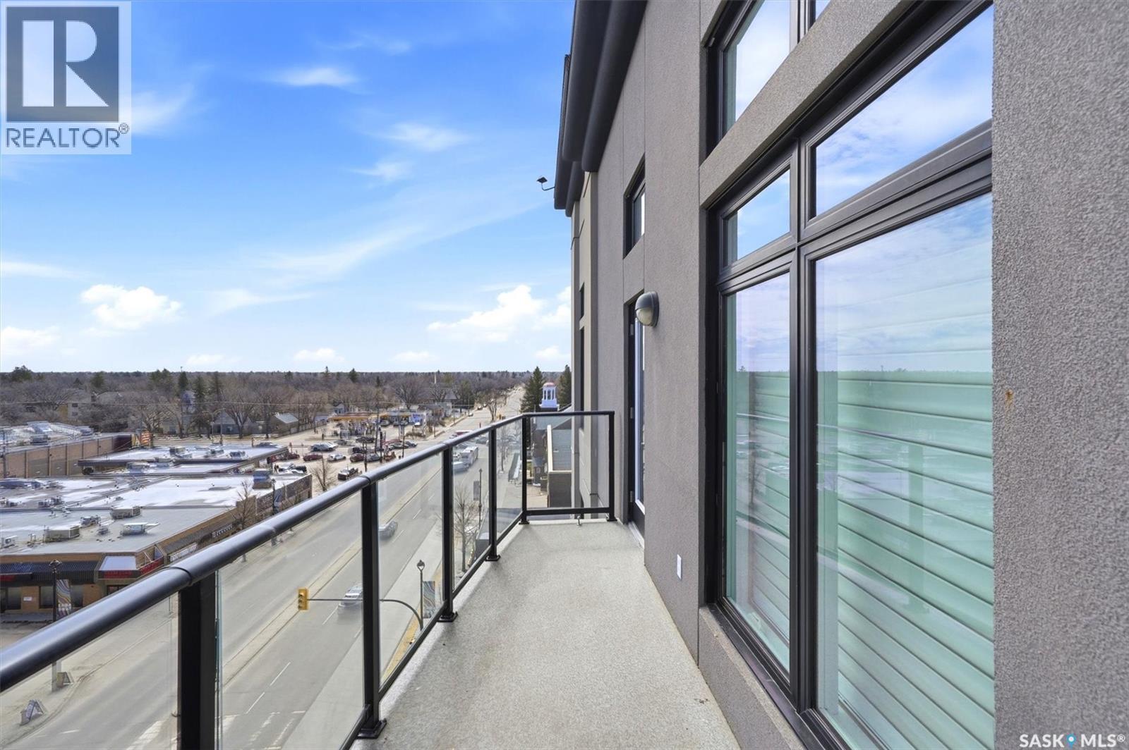702 922 Broadway Avenue, Saskatoon, SK - Outdoor With View With Exterior
