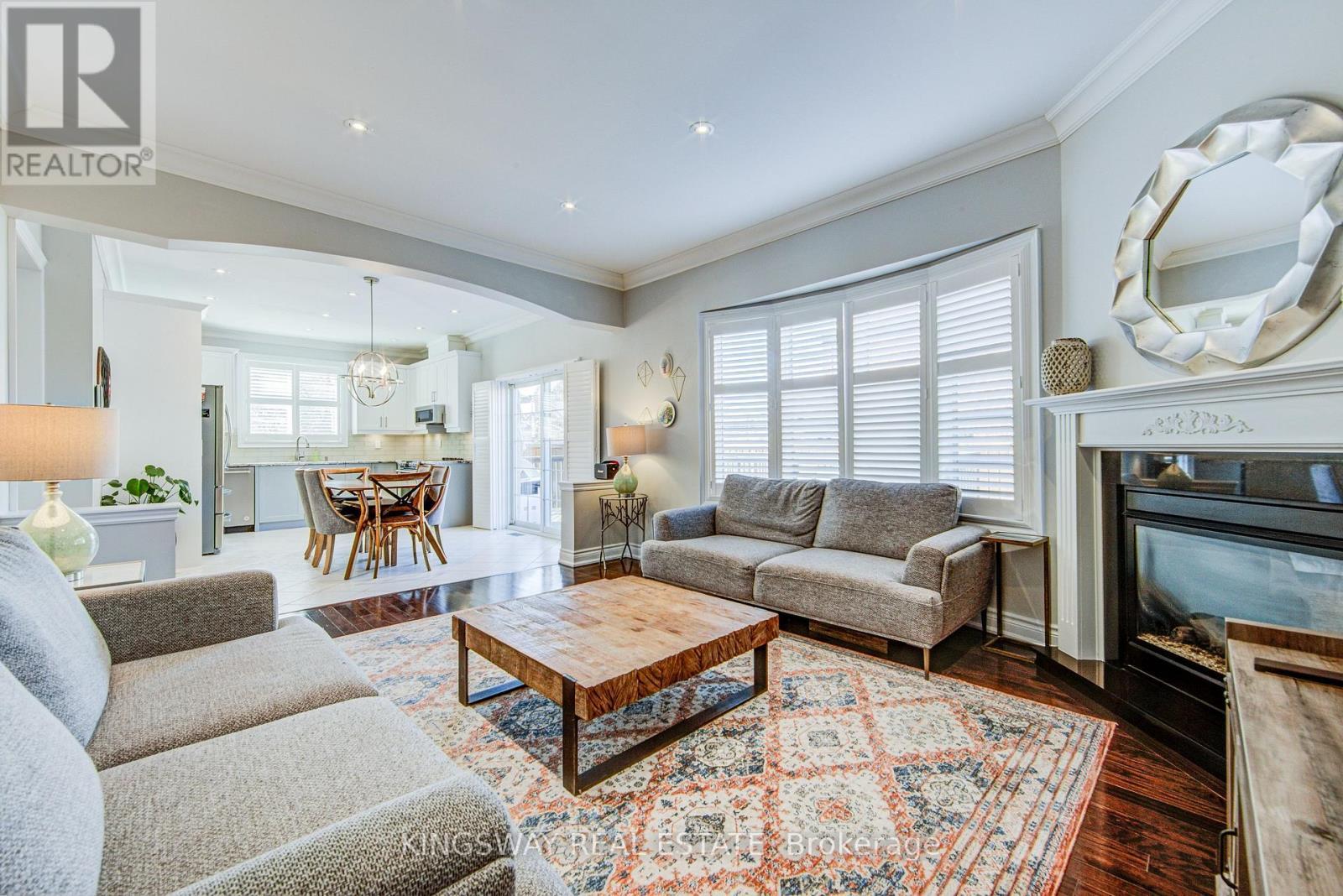 3199 Cotter Road, Burlington, ON - Indoor Photo Showing Living Room With Fireplace