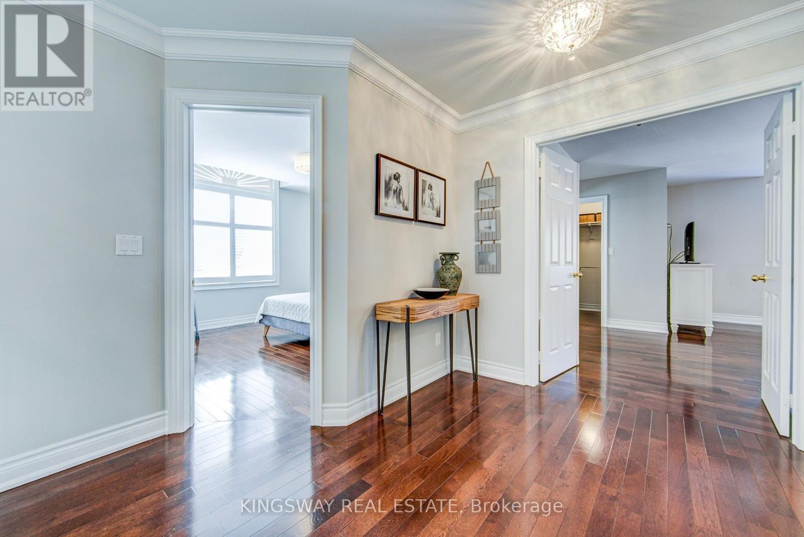 3199 Cotter Road, Burlington, ON - Indoor Photo Showing Other Room