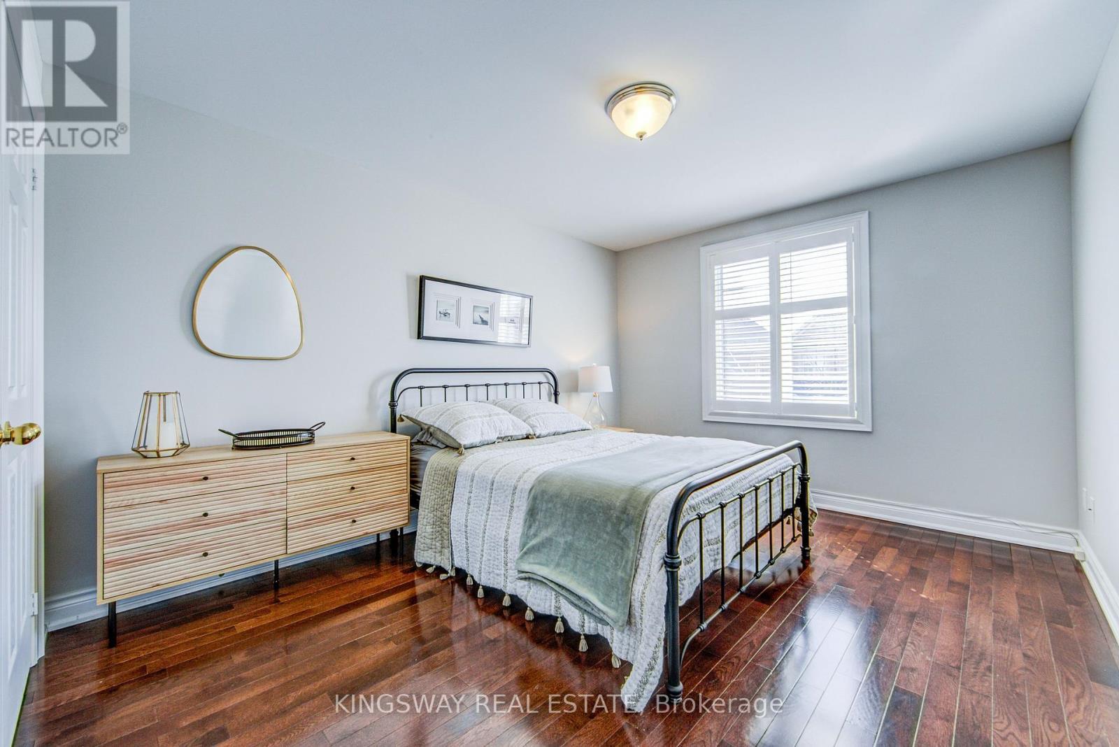 3199 Cotter Road, Burlington, ON - Indoor Photo Showing Bedroom