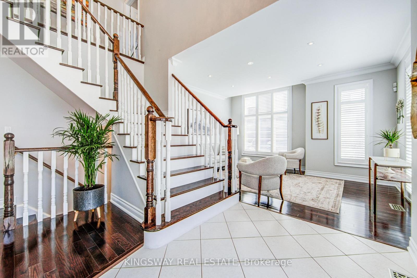 3199 Cotter Road, Burlington, ON - Indoor Photo Showing Other Room