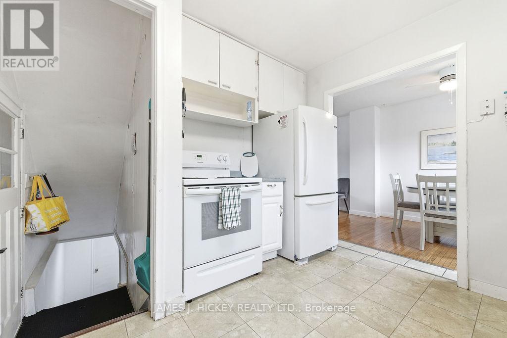 51 Frontenac Crescent, Deep River, ON - Indoor Photo Showing Kitchen