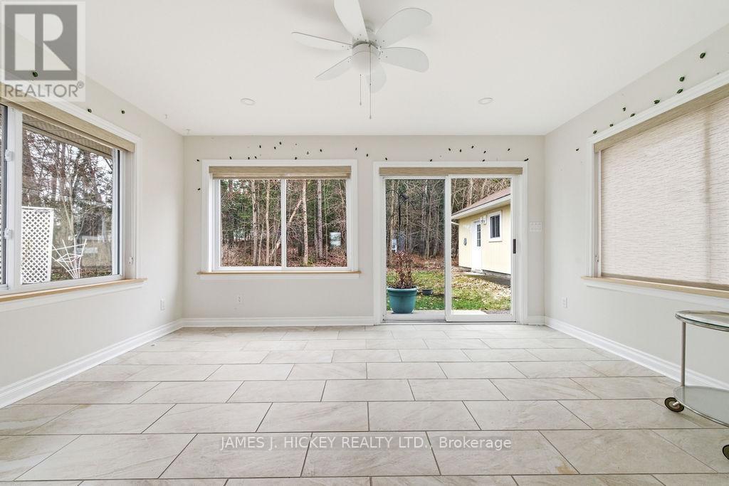 96 Glendale Avenue, Deep River, ON - Indoor Photo Showing Other Room
