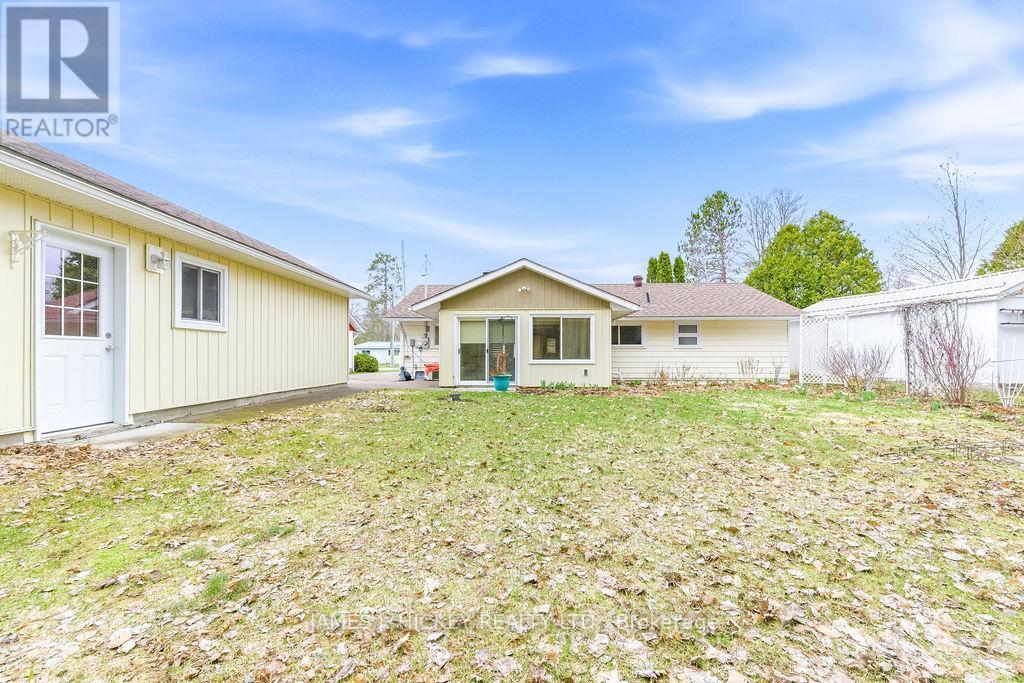 96 Glendale Avenue, Deep River, ON - Outdoor