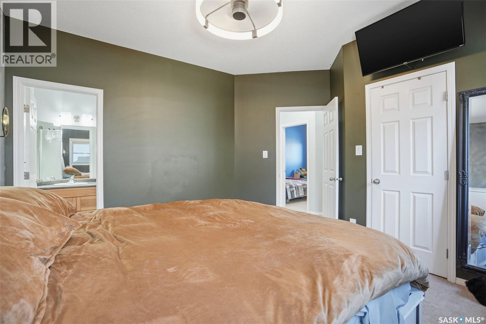 330 Player Crescent, Warman, SK - Indoor Photo Showing Bedroom