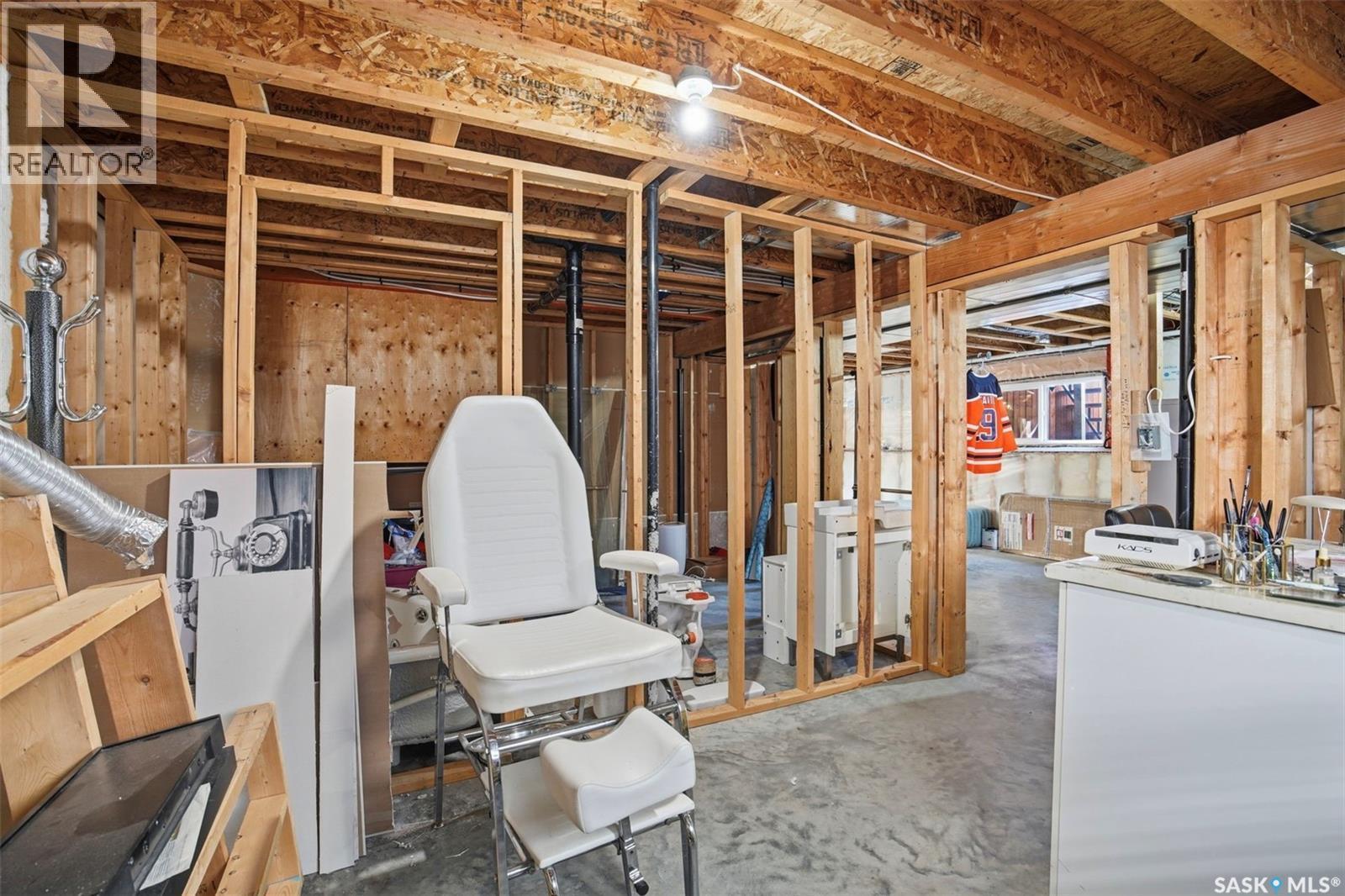330 Player Crescent, Warman, SK - Indoor Photo Showing Basement
