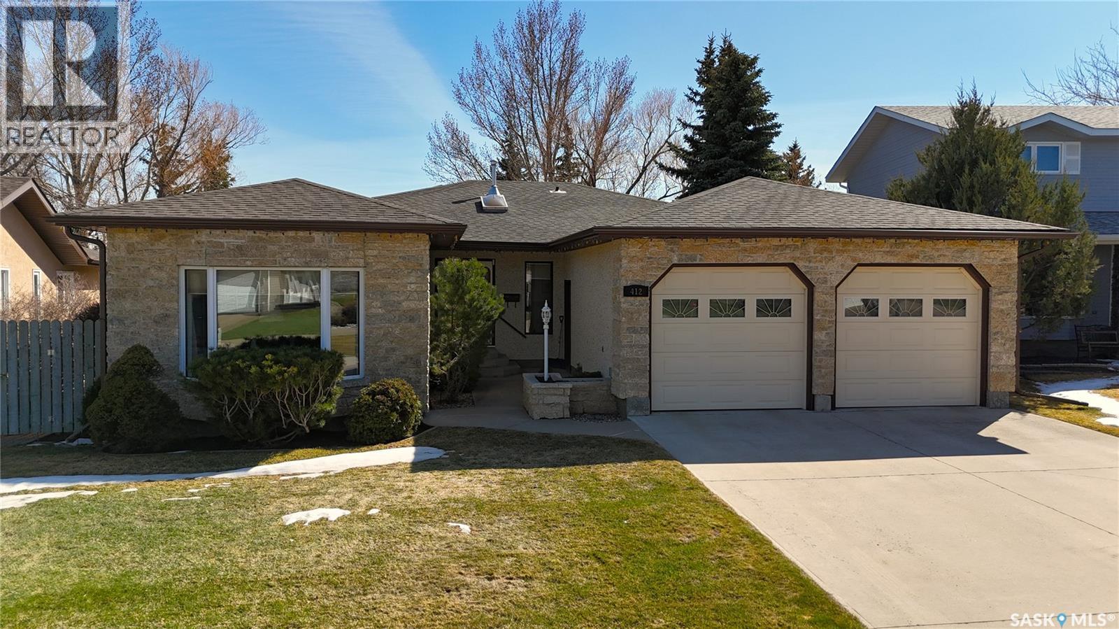412 Curry Crescent, Swift Current, SK - Outdoor