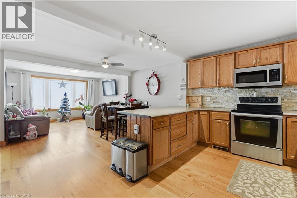 38 Cowans Crescent, Omemee, ON - Indoor Photo Showing Kitchen