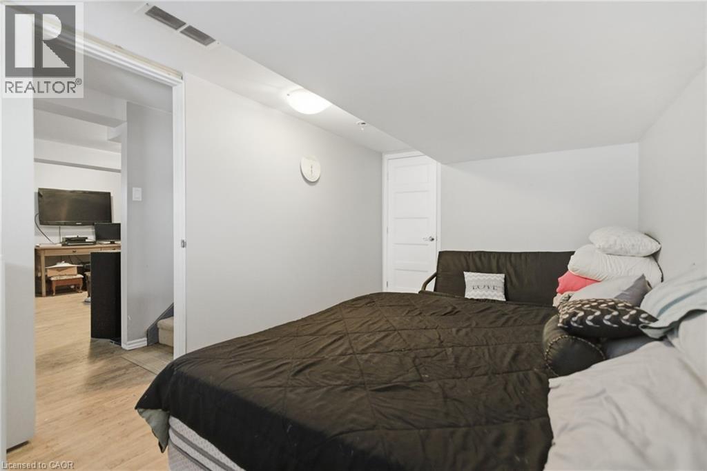 38 Cowans Crescent, Omemee, ON - Indoor Photo Showing Bedroom