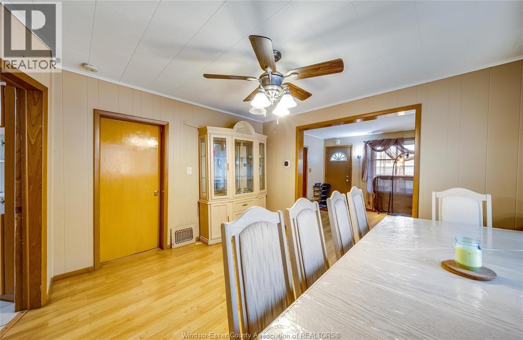 879 Felix, Windsor, ON - Indoor Photo Showing Dining Room