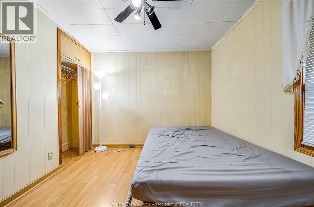 879 Felix, Windsor, ON - Indoor Photo Showing Bedroom