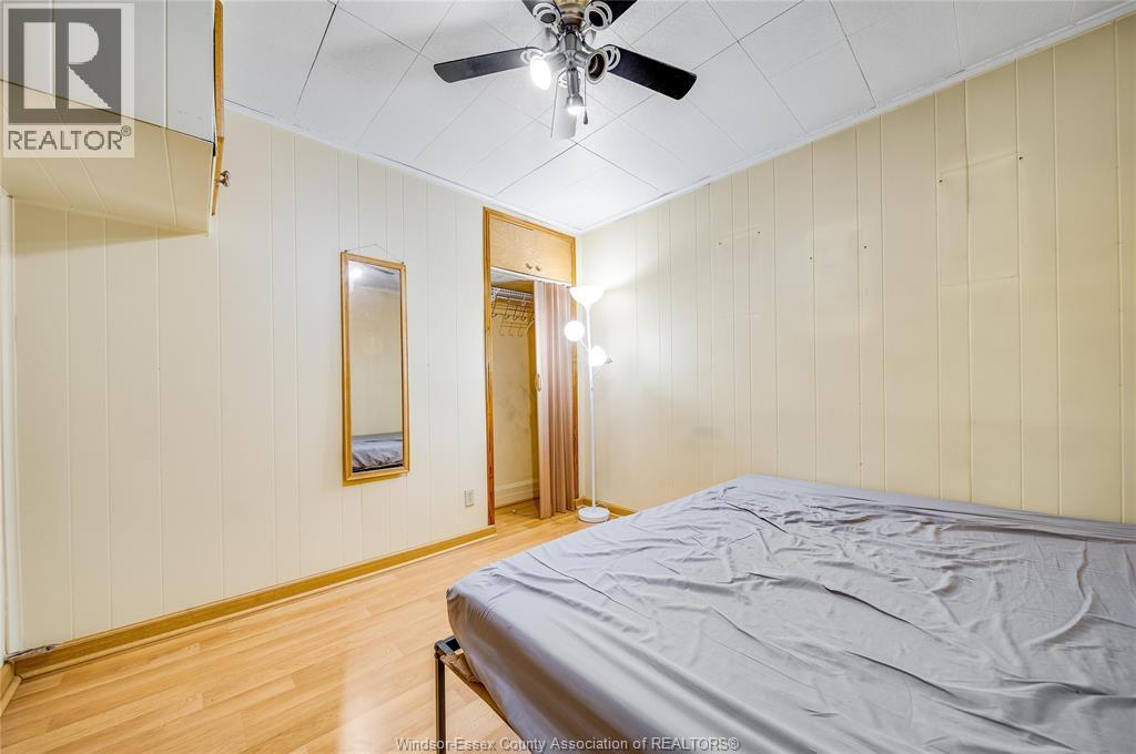879 Felix, Windsor, ON - Indoor Photo Showing Bedroom