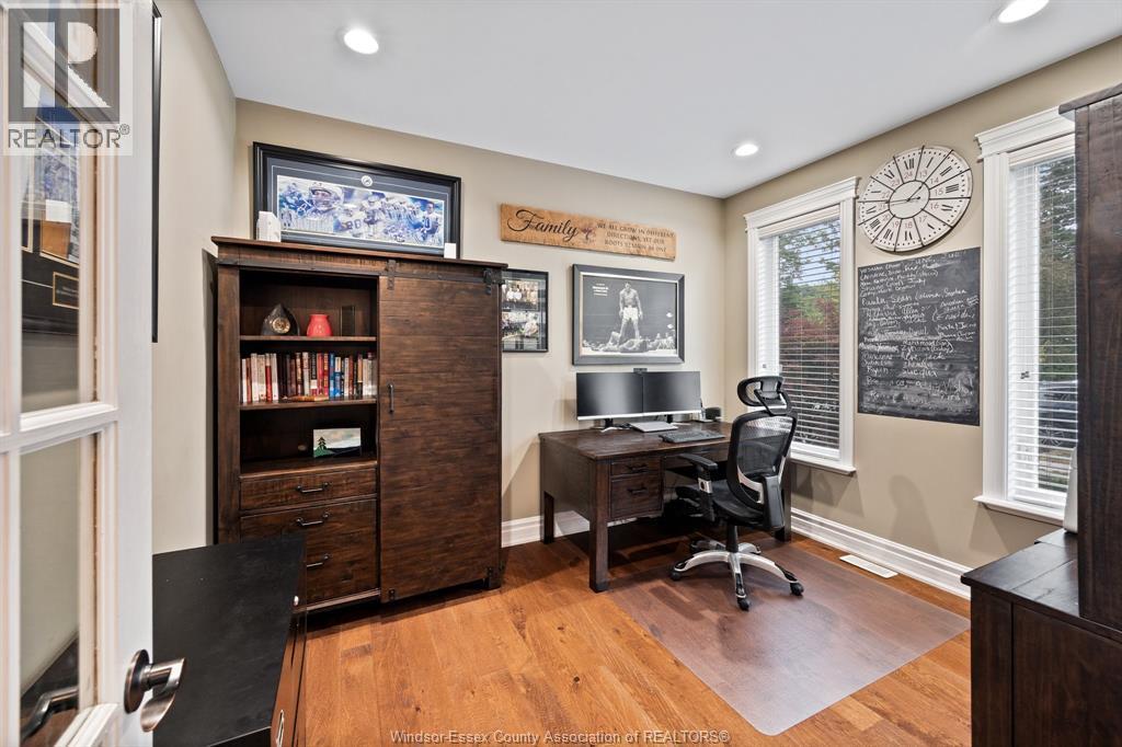 1265 Maple, Lasalle, ON - Indoor Photo Showing Office