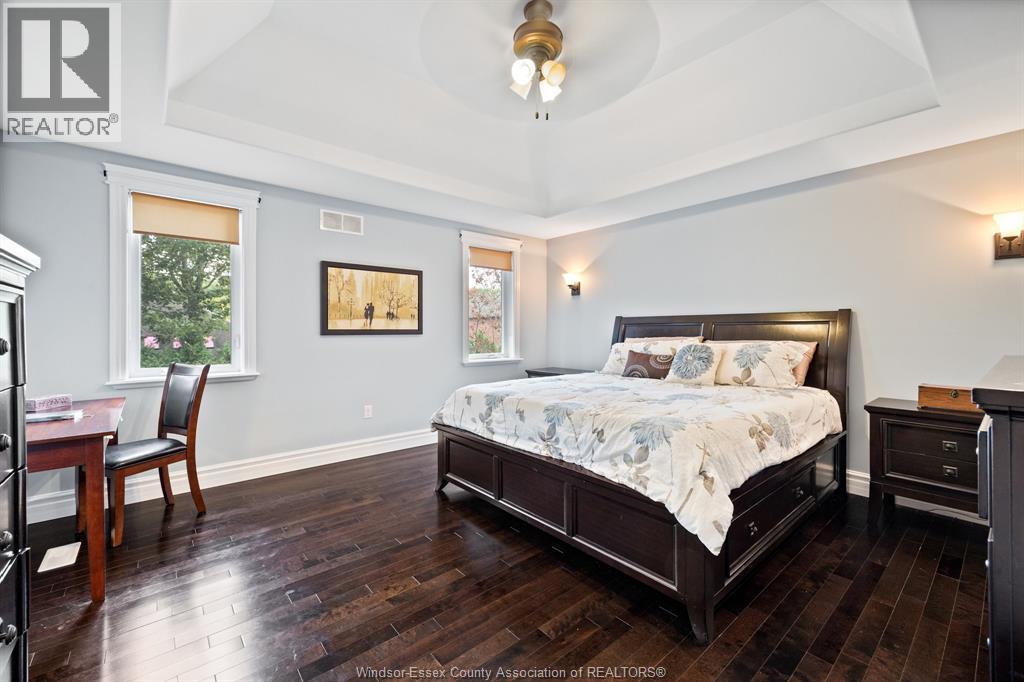 1265 Maple, Lasalle, ON - Indoor Photo Showing Bedroom