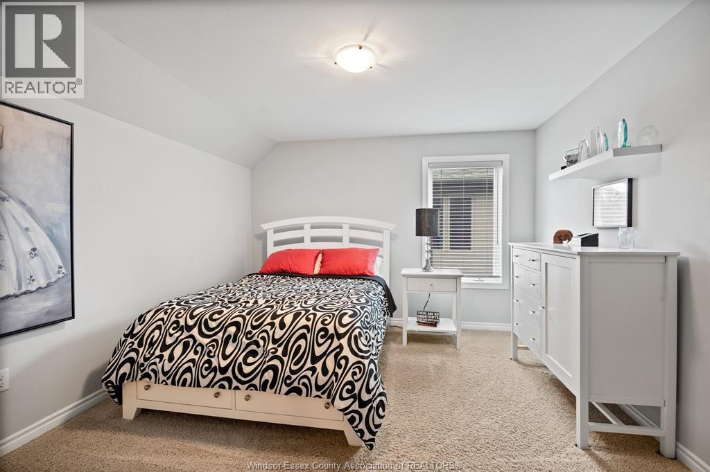 1265 Maple, Lasalle, ON - Indoor Photo Showing Bedroom
