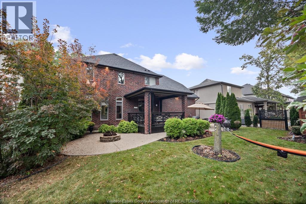 1265 Maple, Lasalle, ON - Outdoor