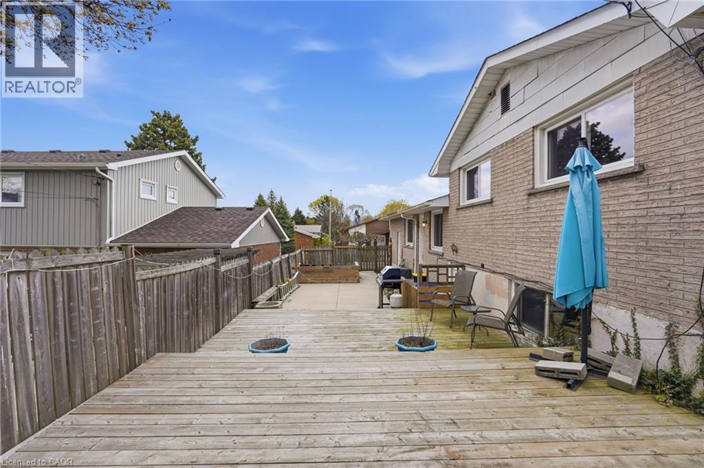4 Clifton Downs Road, Hamilton, ON - Outdoor With Exterior