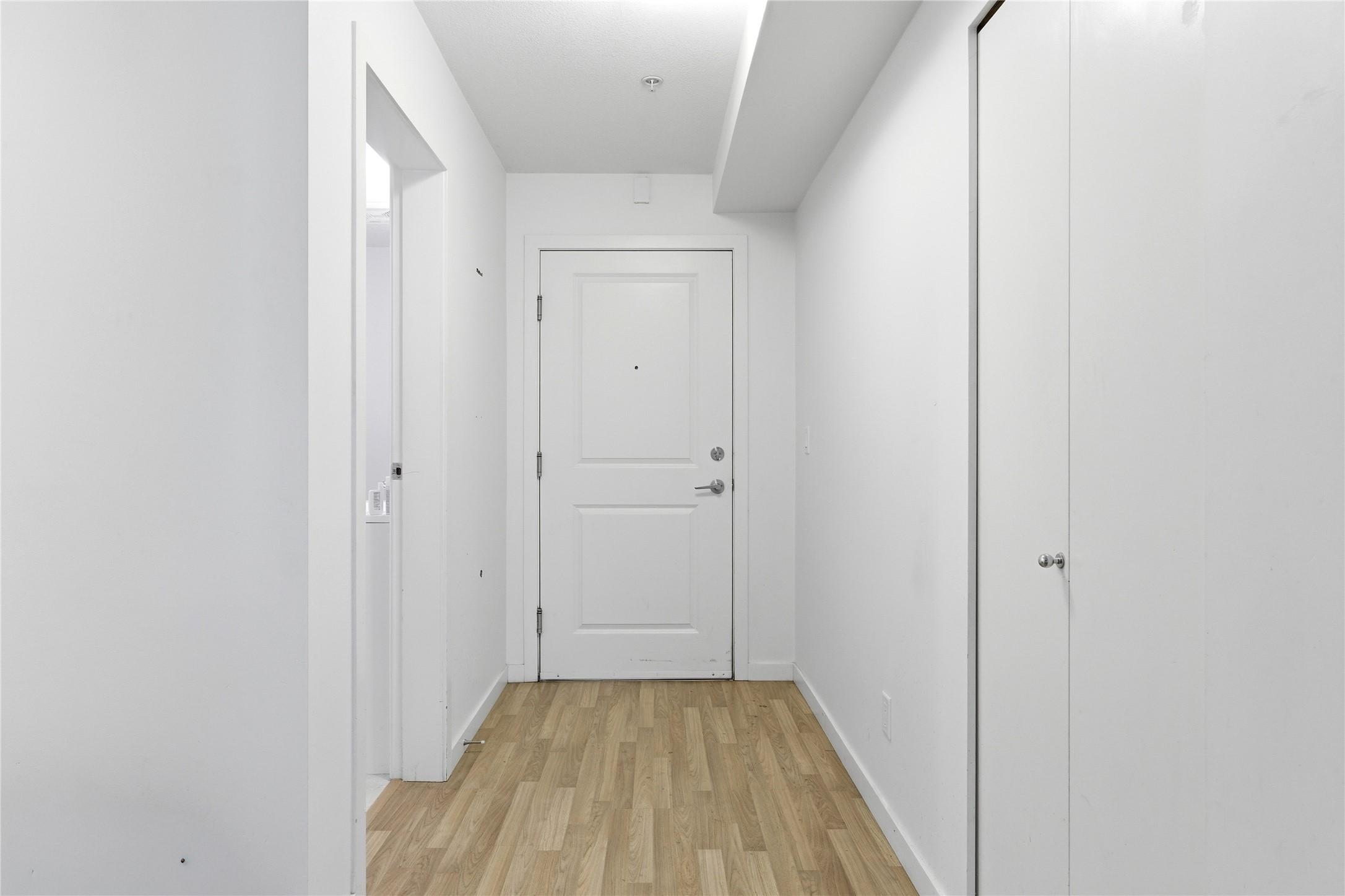 214-547 Yates Road, Kelowna, BC - Indoor Photo Showing Other Room
