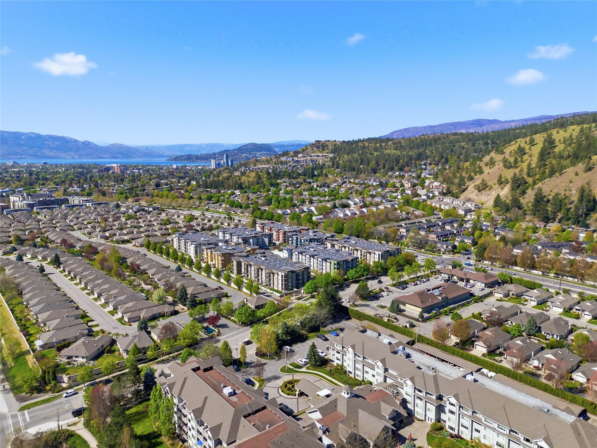 214-547 Yates Road, Kelowna, BC - Outdoor With View