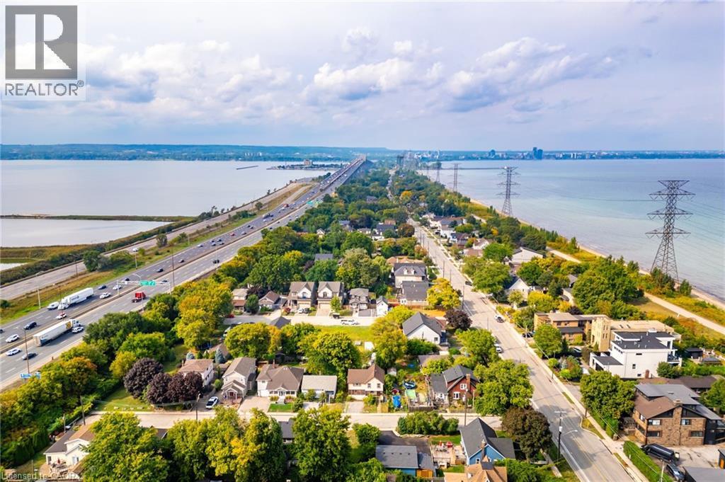 11 Knapmans Drive, Hamilton, ON