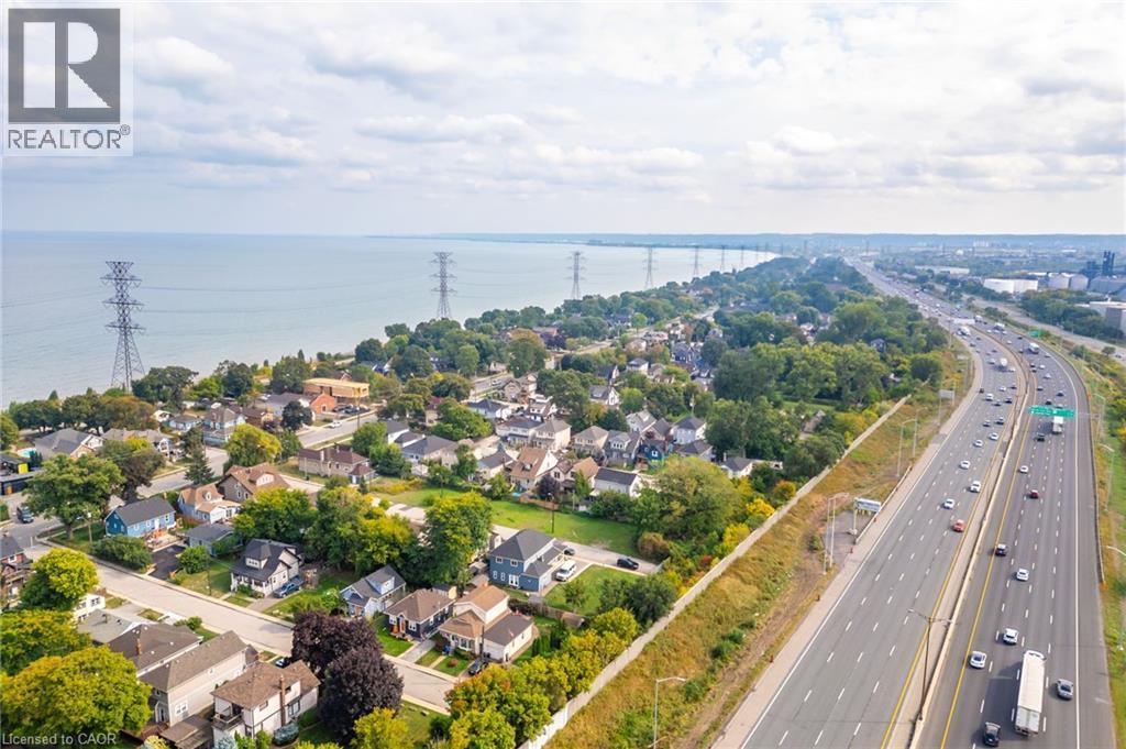 11 Knapmans Drive, Hamilton, ON