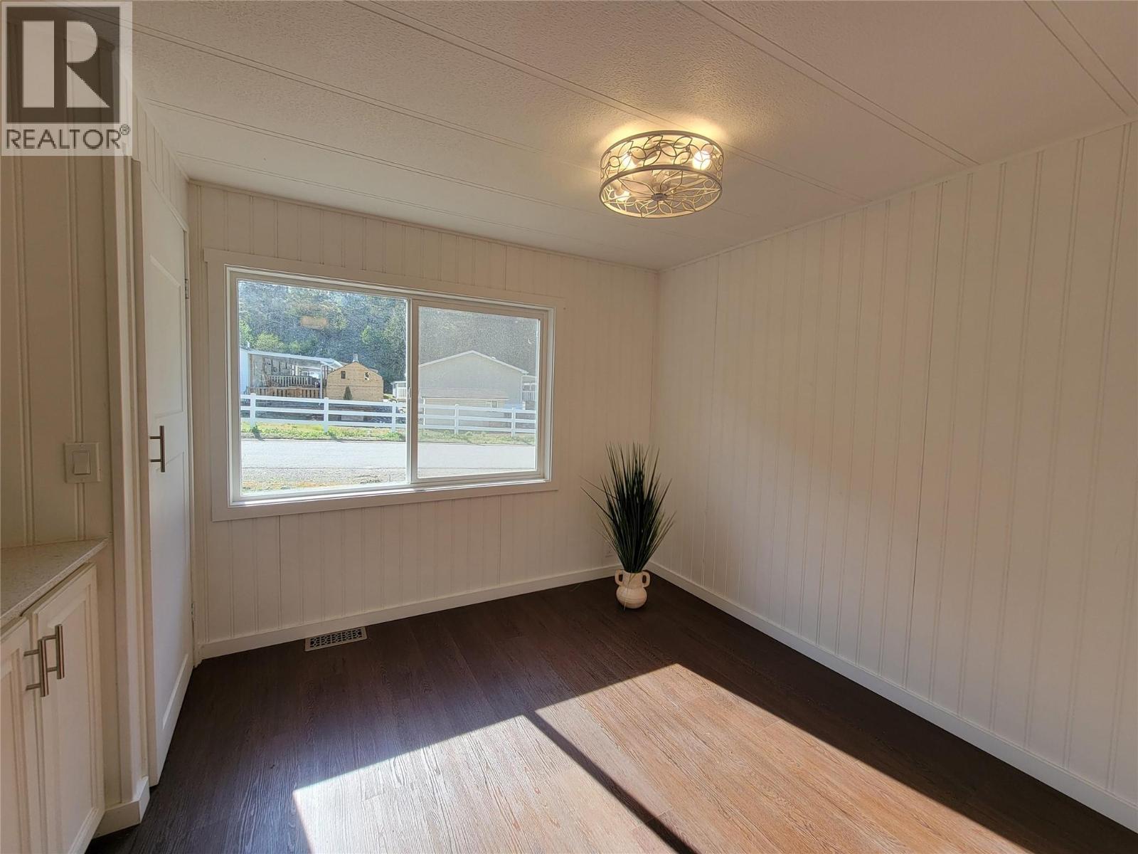1514 Highway 3A Unit# 3, Keremeos, BC